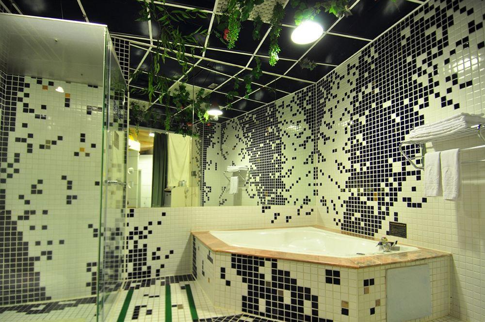 The We Hotel Тайпей Екстериор снимка