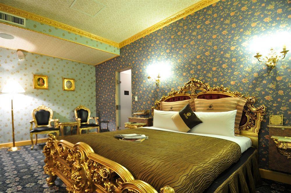 The We Hotel Тайпей Екстериор снимка