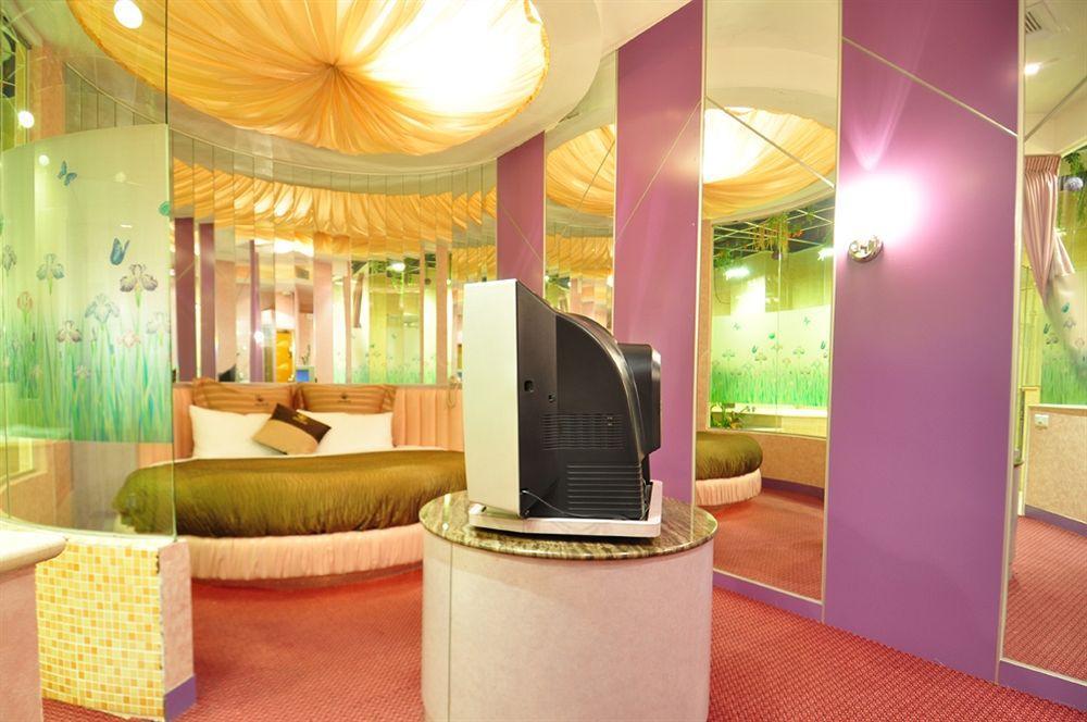 The We Hotel Тайпей Екстериор снимка