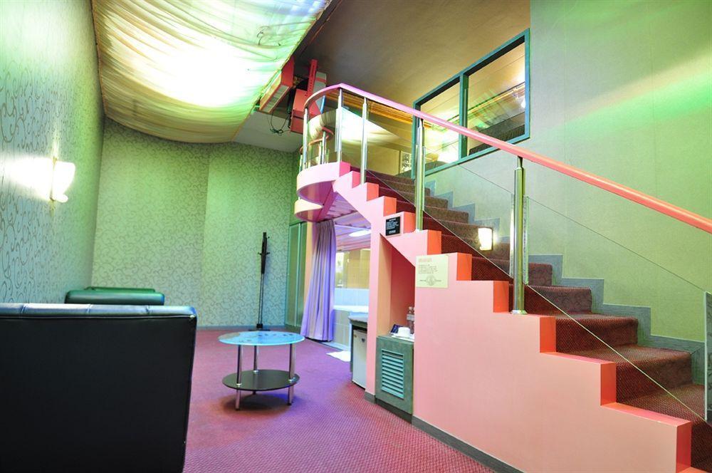 The We Hotel Тайпей Екстериор снимка